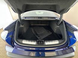 Porsche Taycan LE23WSU