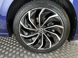 Volkswagen Golf VE22WDV