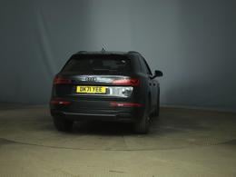 Audi Q5 DK71YEE