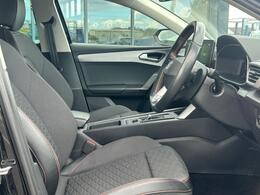 SEAT Leon YO24LYG