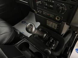 Land Rover Defender 90 GF65NXH