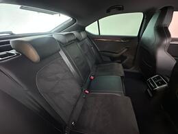 Skoda Superb AX17GDE