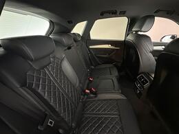 Audi SQ5 AE19UUX