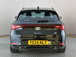 SEAT Leon YO24KLZ