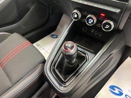 Renault Clio YE71SWN