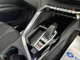 Peugeot 5008 YC69YJN