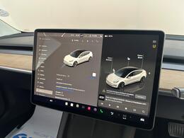 Tesla Model 3 AF72VKR