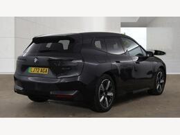 BMW iX LJ72AGA