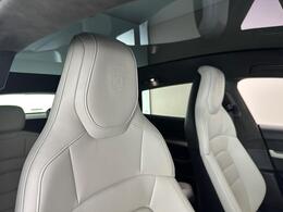 Porsche Taycan LV71XCL