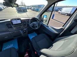 Ford Transit YT69WZE