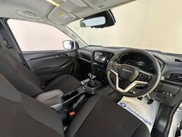 Isuzu D-Max AX72KOJ