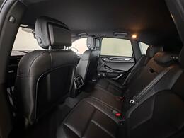 Porsche Macan AJ19VYM