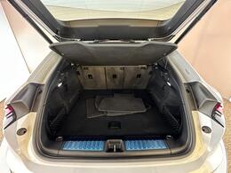 Porsche Macan PJ74LPK