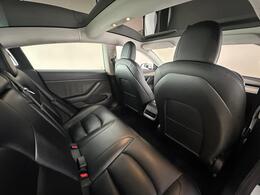 Tesla Model 3 AF72UYZ