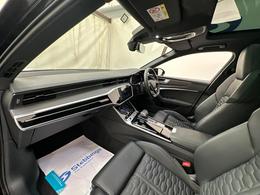Audi RS6 Avant WU71CXE