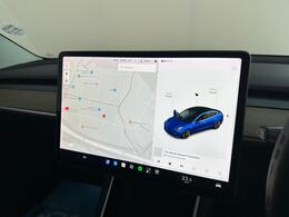 Tesla Model 3 YB69TZT