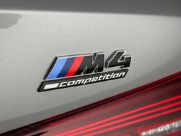 BMW M4 YA24JHL