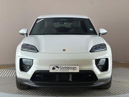 Porsche Macan FD74LXY