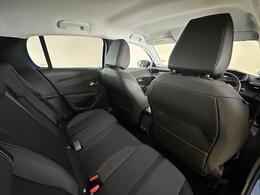 Peugeot E-208 SM71FXD