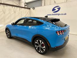 Ford Mustang Mach-E YS22LZC