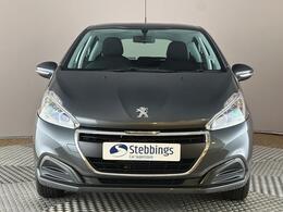 Peugeot 208 GN66YMF