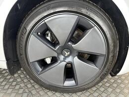 Tesla Model 3 AF72VLG