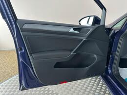 Volkswagen Golf VE69NKS