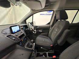 Ford Grand Tourneo Connect CN22PDZ