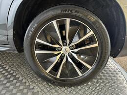 Volvo XC90 YY69PVT