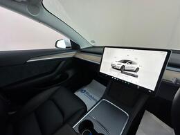 Tesla Model 3 AF72VVL