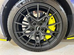 Aston Martin Vantage MV20UZG