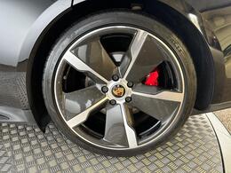 Porsche Taycan YY72RZZ