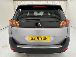 Peugeot 5008 SB71YGH