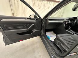 Volkswagen Passat YE70UZH