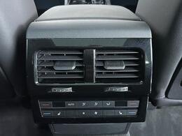 Volkswagen Touareg KY69UHS