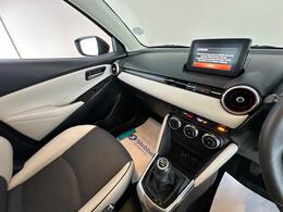 Mazda Mazda2 YN69MYD