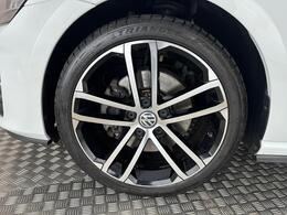 Volkswagen Golf DT66RVJ