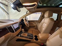 Porsche Macan AR16AEY