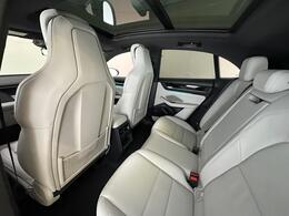 Porsche Macan AK74OLX