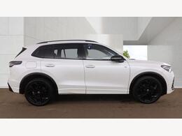 Volkswagen Tiguan WJ25GGU