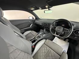 Audi TTS AR23EDJ