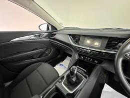 Vauxhall Insignia VO71HRZ