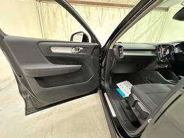 Volvo XC40 YP71UWL