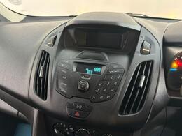 Ford Transit Connect YJ18YCY