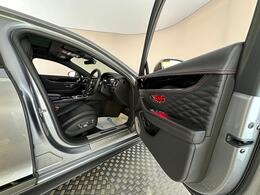 Bentley Flying Spur SN71VZD