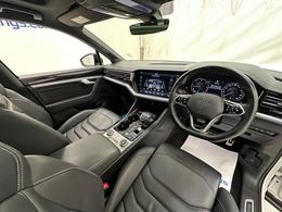 Volkswagen Touareg VK21UHB