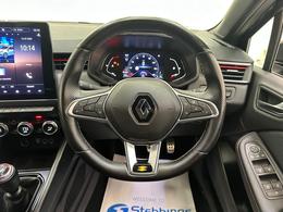 Renault Clio YE71SWN