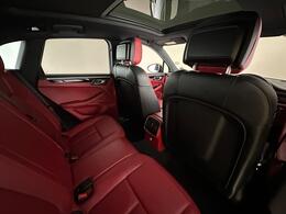 Porsche Macan AO20ZJJ