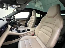 Porsche Taycan YM21OFZ