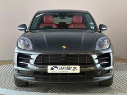 Porsche Macan AO20ZJJ